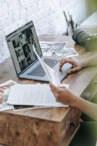 El trabajo de fotoperiodista: competencias, formación y salario